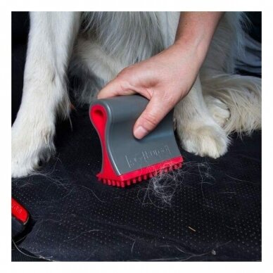Kurgo Shed Sweeper - Dog Hair Remover  helps control your dog’s hair wherever you find it. 1